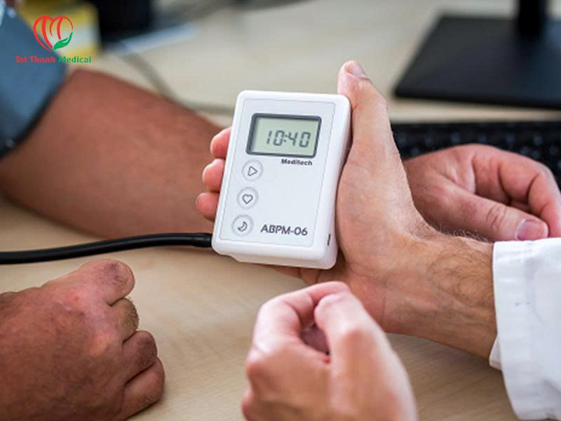 Máy Holter huyết áp ABPM-06