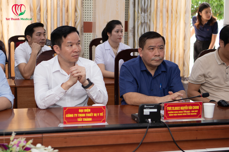 Tất Thành tổ chức thành công Hội thảo Quốc tế về RFA điều trị trĩ