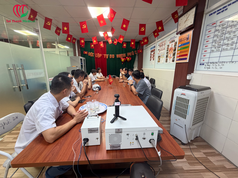 Tất Thành tổ chức thành công Hội thảo Quốc tế về RFA điều trị trĩ