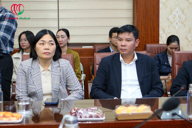 Chương trình sinh hoạt chuyên môn với chủ đề: “Nội soi siêu âm chẩn đoán và can thiệp”