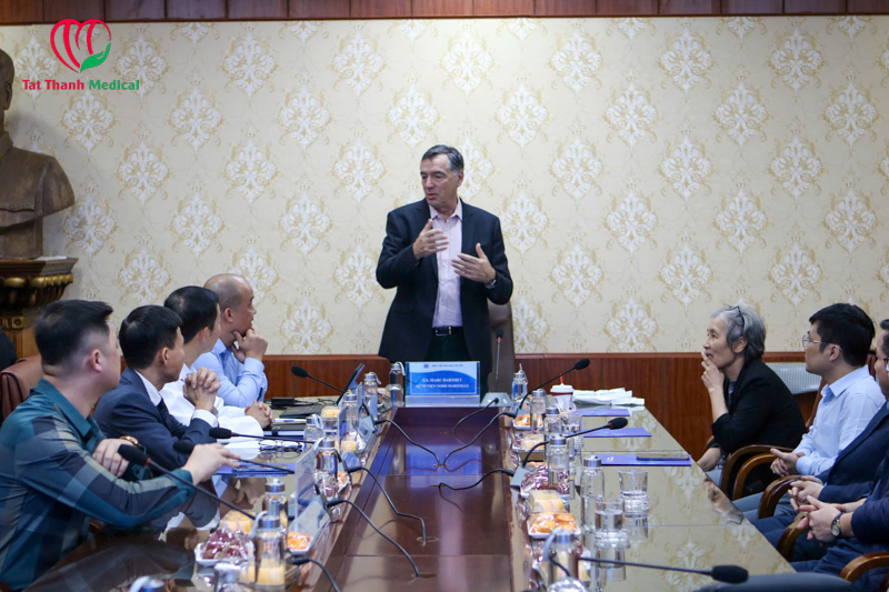 Chương trình sinh hoạt chuyên môn với chủ đề: “Nội soi siêu âm chẩn đoán và can thiệp”