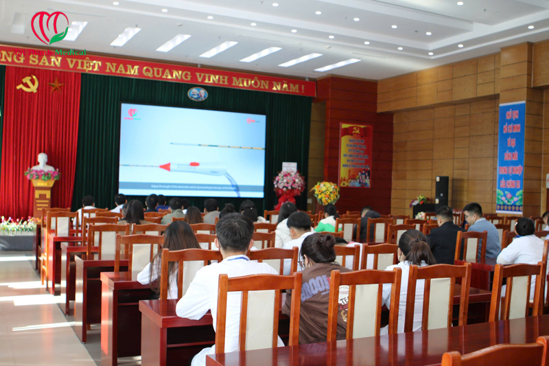 Hội thảo khoa học: Điều trị nhân lành tuyến giáp bằng phương pháp đốt sóng cao tần