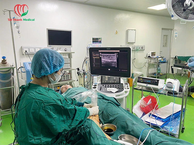 RFA phối hợp foam sclerotherapy